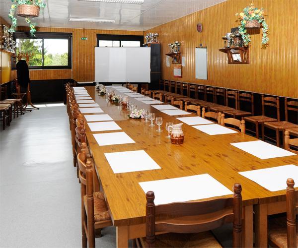 餐厅Maurice Hotel Châteauroux